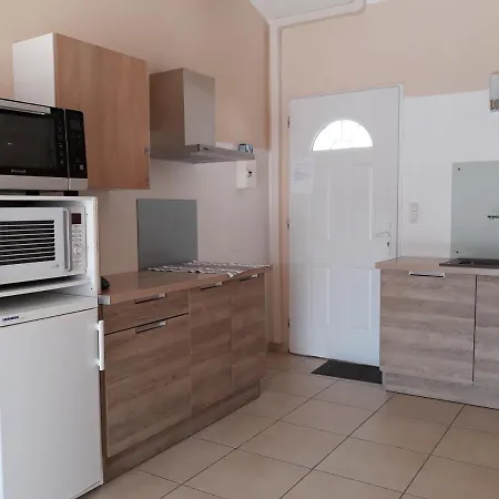 Meuble Non Fumeur Apartman Narbonne