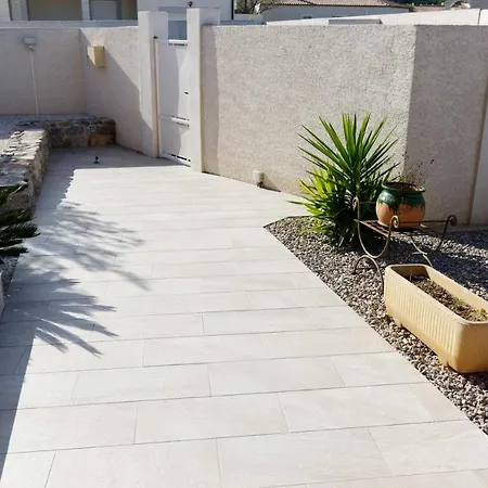 דירה Meuble Non Fumeur נרבון